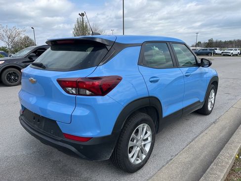 Used 2024 Chevrolet TrailBlazer LS w/ LS Confidence Package image 3