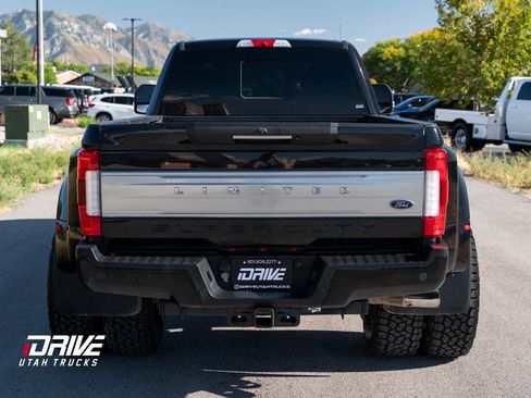 Used 2019 Ford F350 Limited image 15