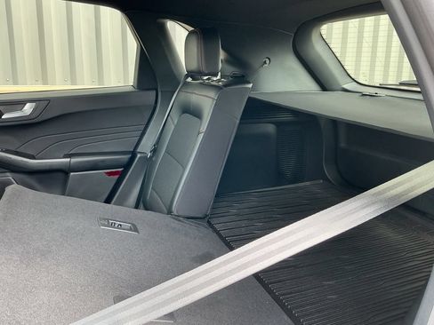 Used 2025 Ford Escape ST-Line Select w/ Tech Pack #1 AWD/4WD image 19