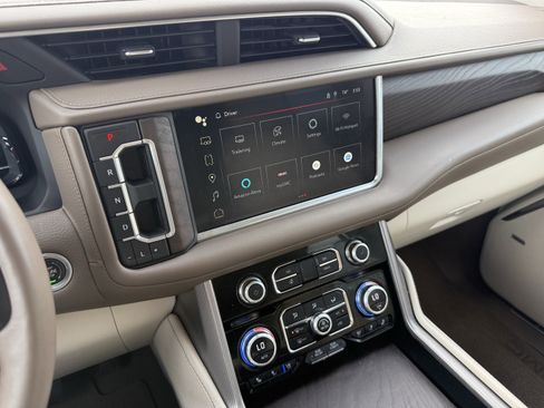 Used 2023 GMC Yukon Denali w/ Max Trailering Package image 19