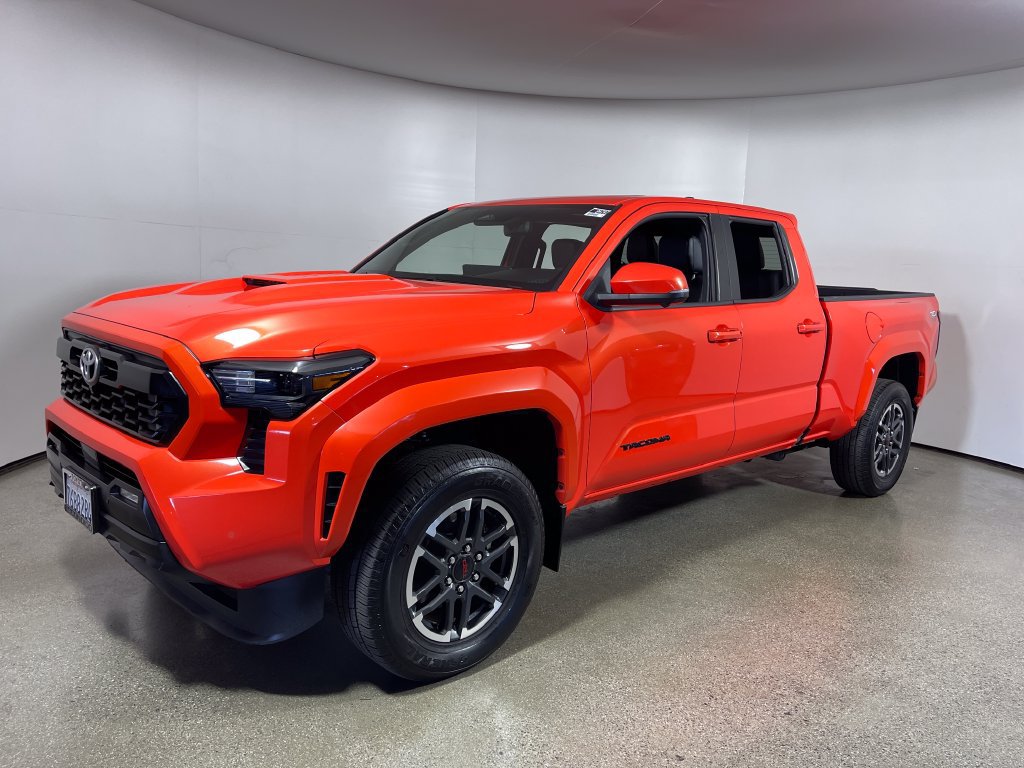 Certified 2024 Toyota Tacoma TRD Sport w/ TRD Sport Premium Package AWD/4WD image 7
