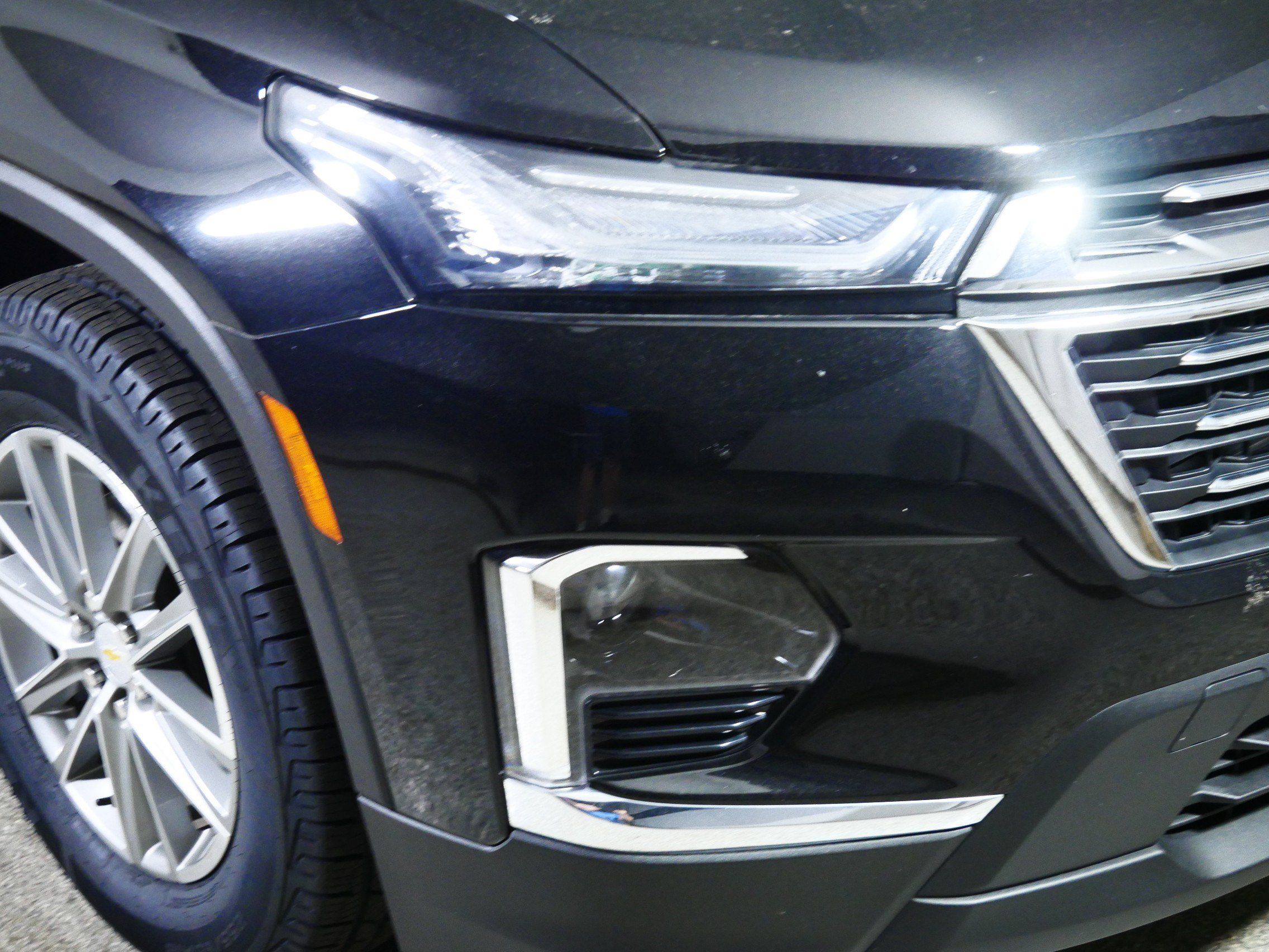 Used 2023 Chevrolet Traverse LT AWD/4WD image 16