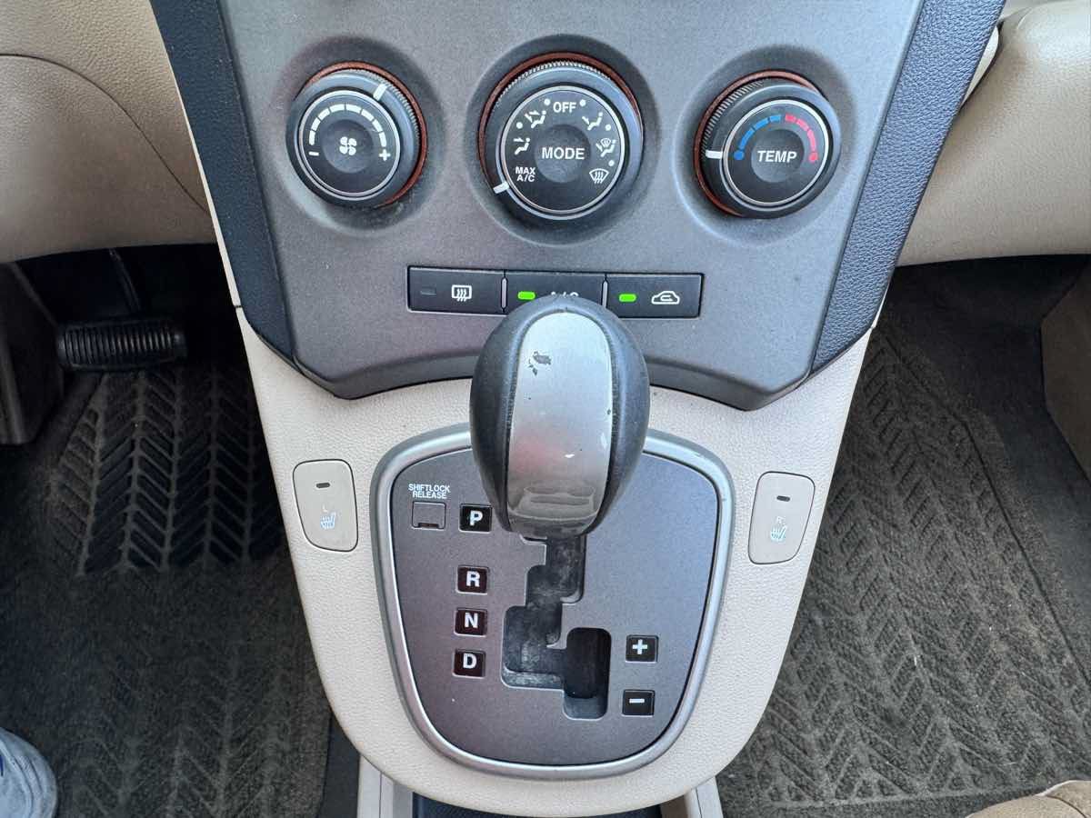 Used 2007 Kia Rondo EX w/ Premium Pkg FWD image 42