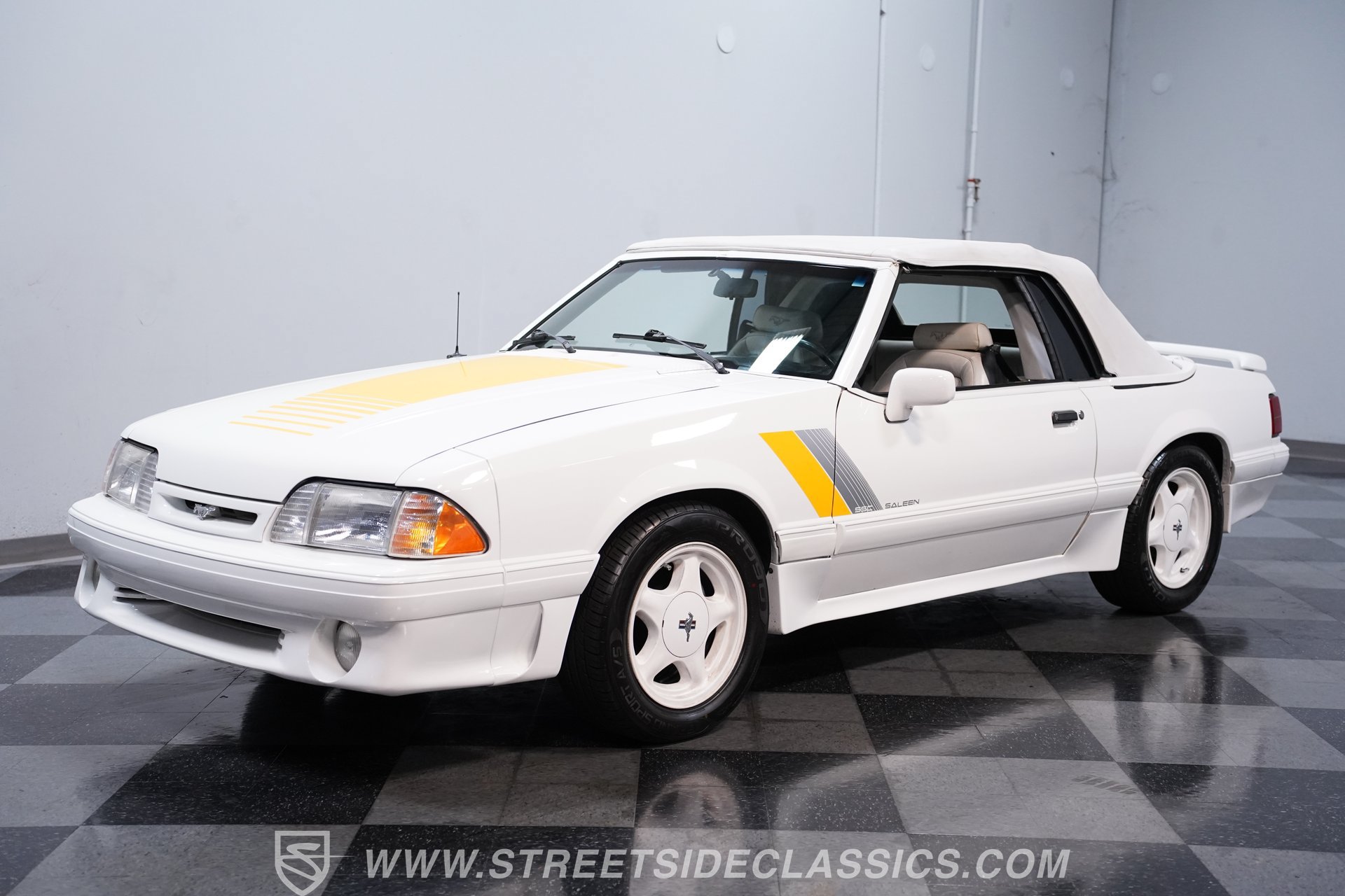 Used 1993 Ford Mustang LX RWD image 6