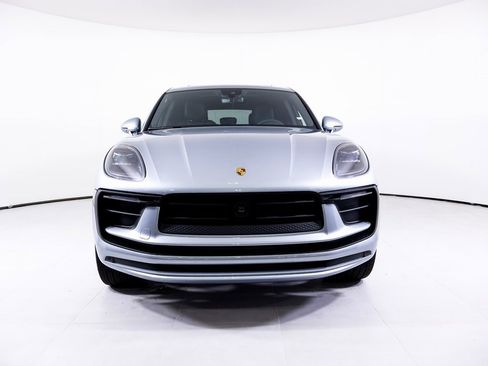 New 2026 Porsche Macan image 25