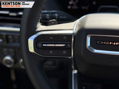 Used 2025 GMC Yukon Denali w/ Advanced Technology Package AWD/4WD image 20