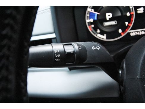 Used 2023 Mitsubishi Outlander FWD image 17
