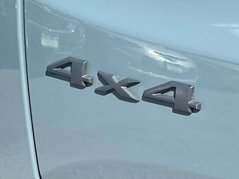 Used 2015 Jeep Renegade Trailhawk w/ Cold Weather Group image 27