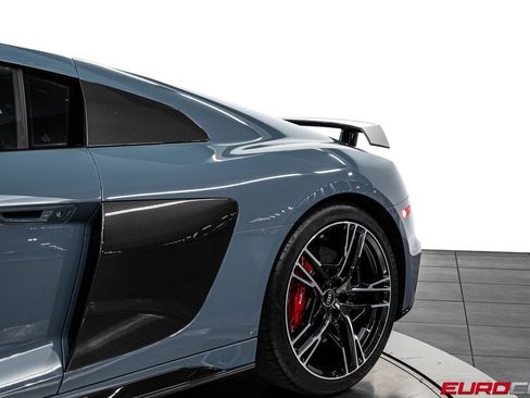 Used 2022 Audi R8 V10 performance image 17
