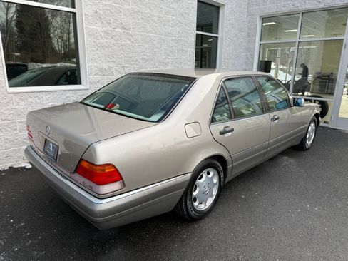 Used 1995 Mercedes-Benz S 500 Sedan image 34