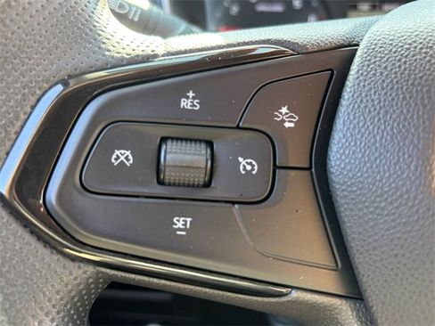 Used 2023 Chevrolet TrailBlazer LS image 32