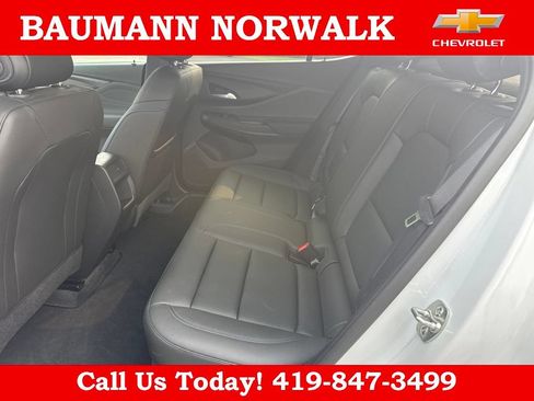 Used 2024 Buick Envista Sport Touring w/ Convenience I Package FWD image 37