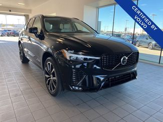 New 2025 Volvo XC60 B5 Plus w/ Protection Package Premier video 1