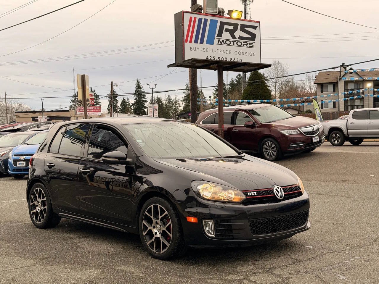 Used 2013 Volkswagen GTI 4-Door FWD image 7