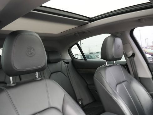 Used 2020 Alfa Romeo Stelvio Ti w/ Active Blind Spot Package image 14