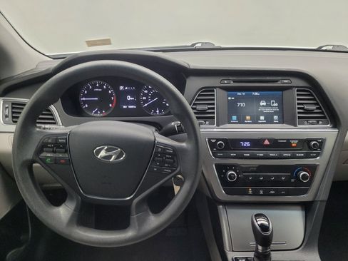 Used 2016 Hyundai Sonata SE FWD image 22