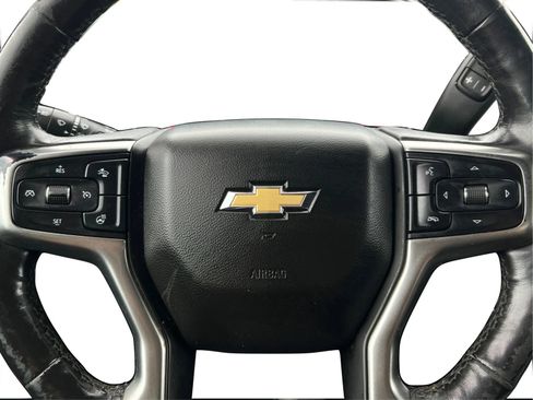 Used 2019 Chevrolet Silverado 1500 LTZ AWD/4WD image 23