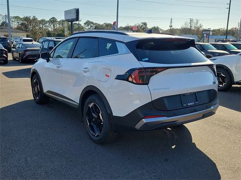 New 2026 Kia Sportage EX image 4
