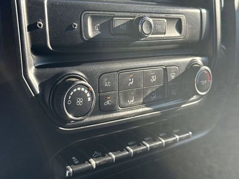 Used 2019 Chevrolet Silverado 2500 W/T w/ WT Convenience Package image 18