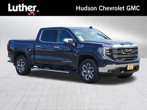 Used 2025 GMC Sierra 1500 SLT w/ SLT Premium Package AWD/4WD image 1