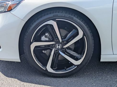 Used 2022 Honda Accord Sport image 12