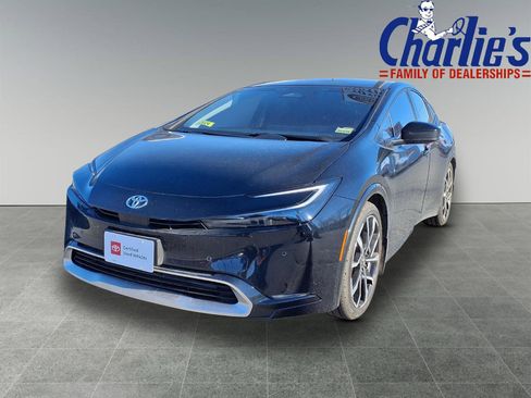 Used 2024 Toyota Prius Prime XSE image 1