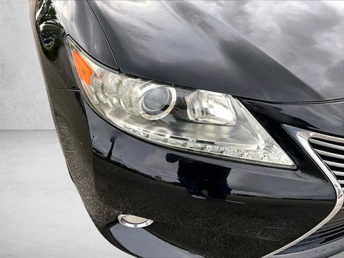 Used 2013 Lexus ES 350 w/ Premium Pkg FWD image 28