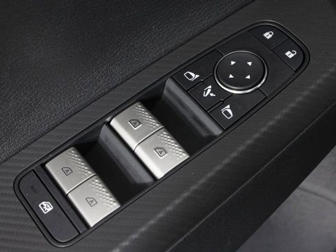 Used 2022 Mitsubishi Outlander SEL image 22