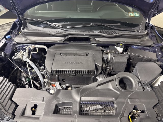 Used 2025 Honda Pilot Sport image 40
