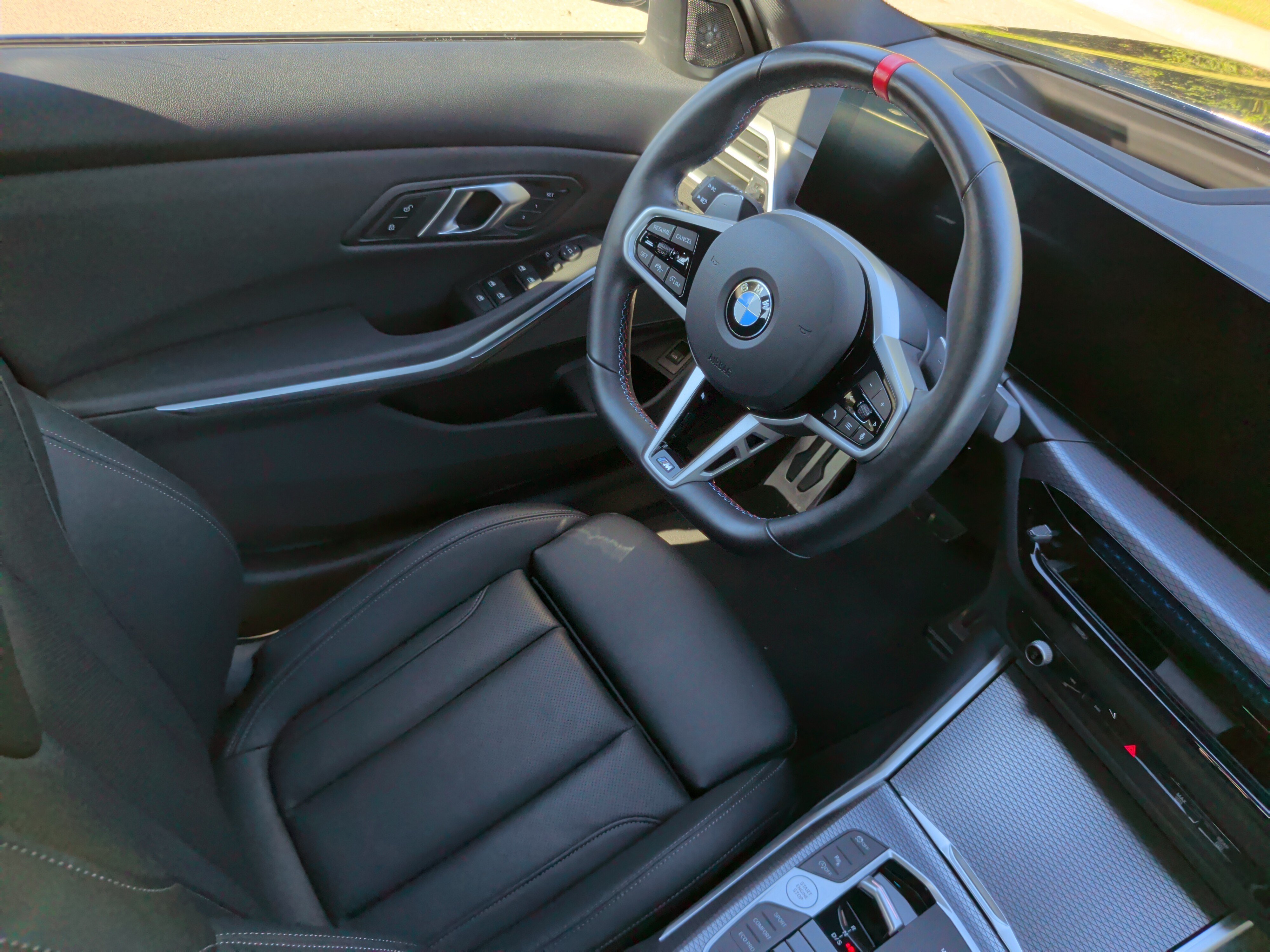 Used 2025 BMW M340i w/ Premium Package RWD image 33