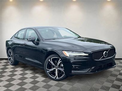 New 2024 Volvo S60 B5 Plus w/ Climate Package