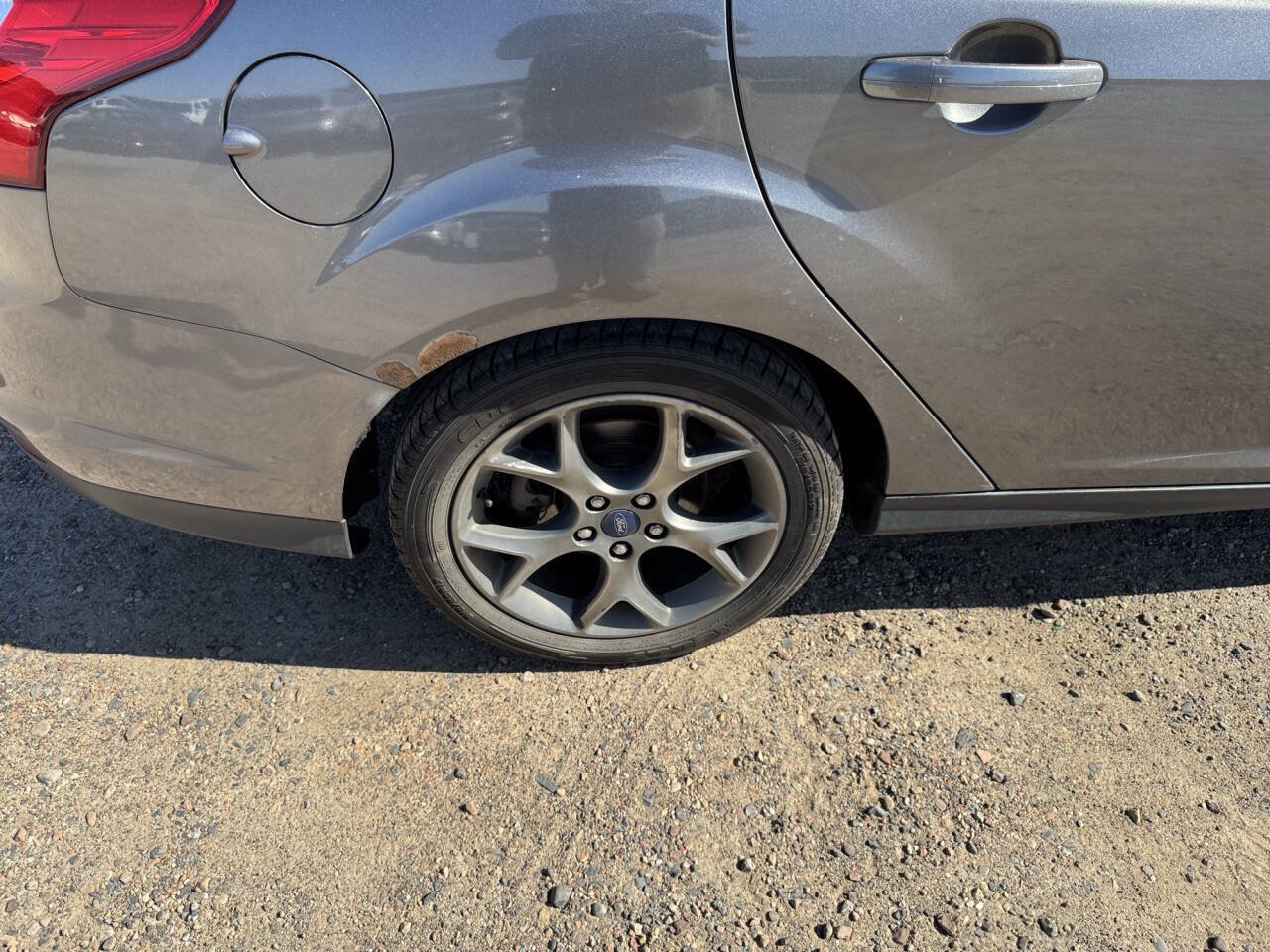Used 2013 Ford Focus SE FWD image 11