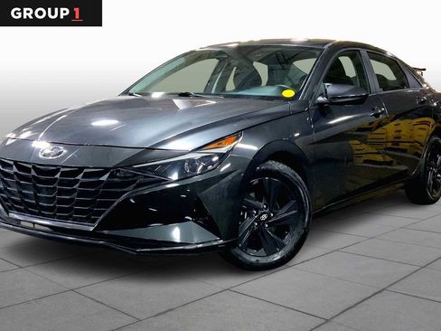 Used 2021 Hyundai Elantra SEL image 1