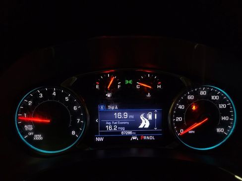 Used 2020 Chevrolet Equinox LT image 23