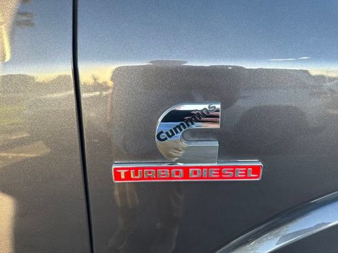 Used 2025 RAM 2500 Limited AWD/4WD image 7
