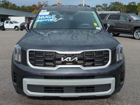 Used 2024 Kia Telluride S image 9