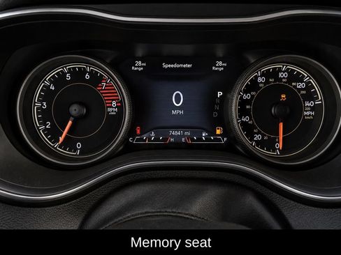 Used 2021 Jeep Cherokee Limited AWD/4WD image 12