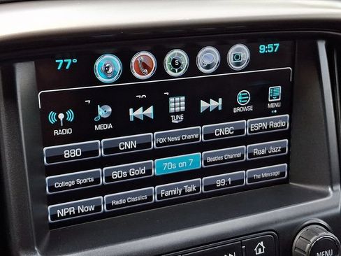 Used 2018 Chevrolet Colorado Z71 AWD/4WD image 17