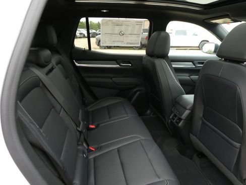 New 2026 GMC Terrain Elevation w/ Elevation Premium Package AWD/4WD image 13