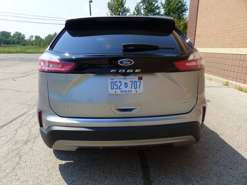 Used 2024 Ford Edge SEL AWD/4WD image 8