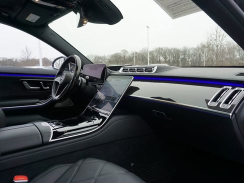 Certified 2021 Mercedes-Benz Maybach S 580 4MATIC image 23