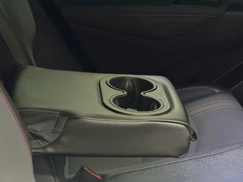 Certified 2024 Chevrolet Equinox RS image 25