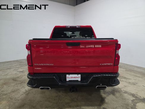 Used 2021 Chevrolet Silverado 1500 Custom Trail Boss w/ Safety Confidence Package image 7