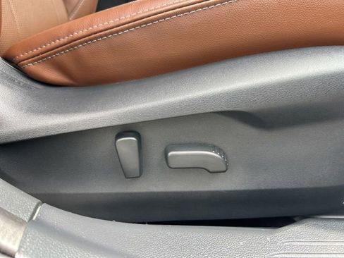 Used 2023 Subaru Outback Touring XT image 34