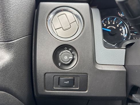 Used 2014 Ford F150 XLT w/ Equipment Group 302A Luxury image 22