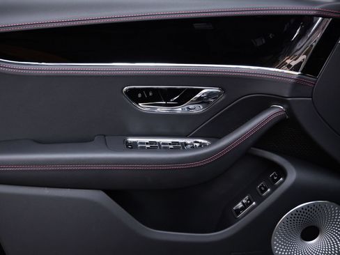 New 2026 Bentley Flying Spur Plug-In Hybrid AWD/4WD image 16