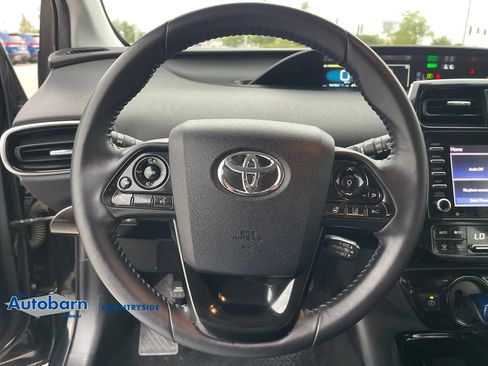 Used 2022 Toyota Prius XLE AWD/4WD image 12