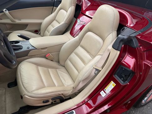 Used 2007 Chevrolet Corvette Convertible w/ Preferred Equipment Group image 25