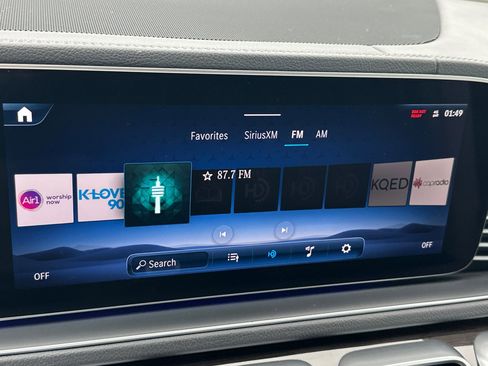 Certified 2024 Mercedes-Benz GLS 450 4MATIC image 19