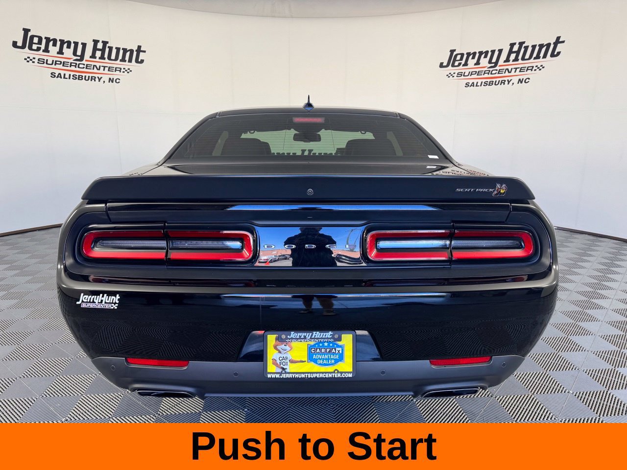 Used 2022 Dodge Challenger R/T Scat Pack RWD image 8